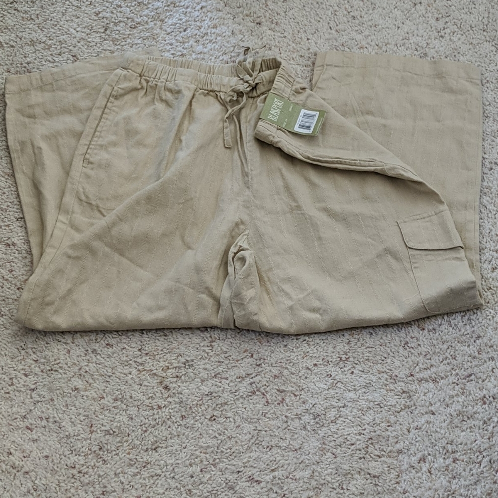 Beige Capris